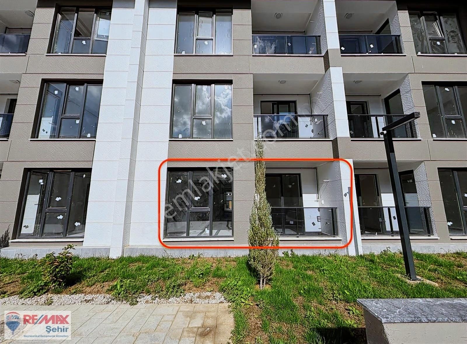 Remax Şehir'den Akyol Premium Lounge 1+1 Havuz Cepheli Daire - Görsel 2