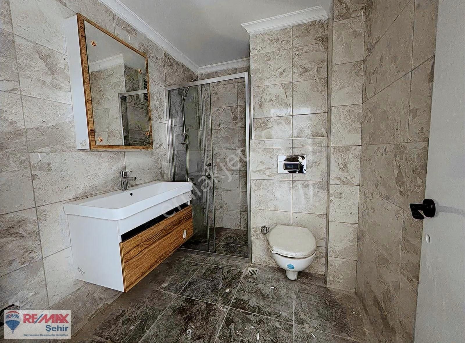 Remax Şehir'den Akyol Premium Lounge 1+1 Havuz Cepheli Daire - Görsel 8