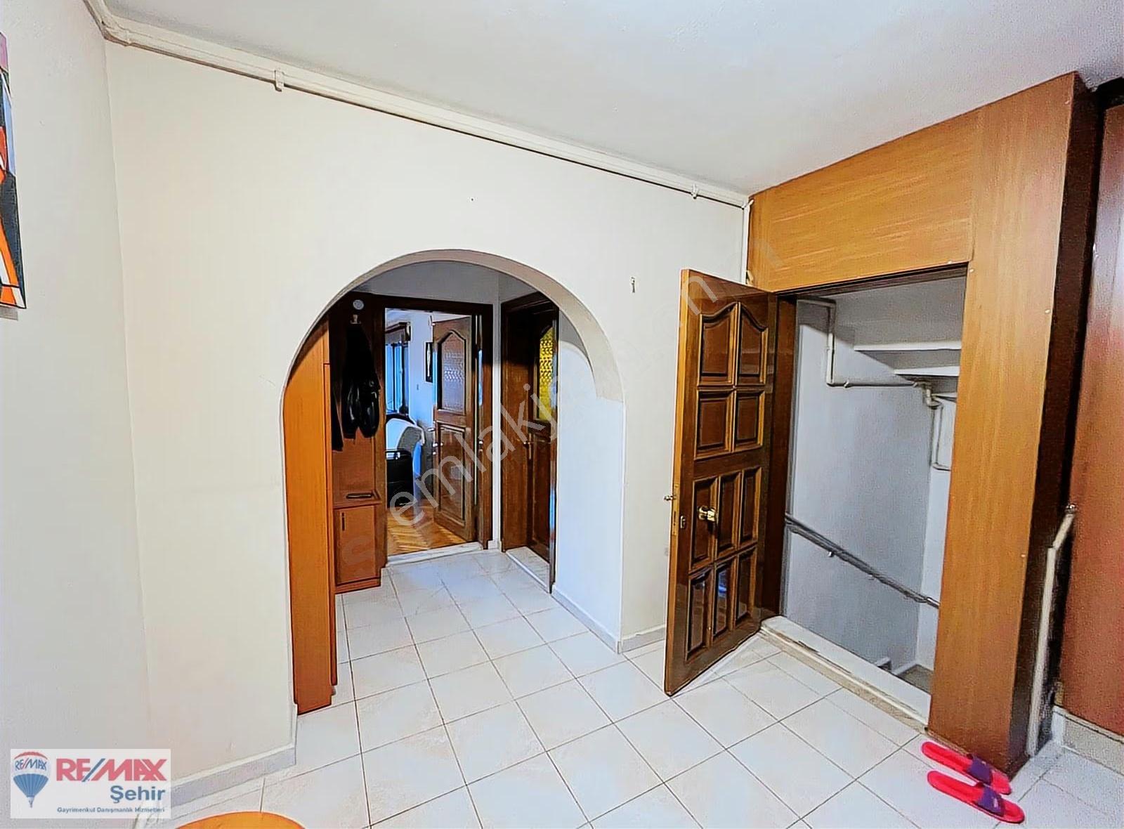 Re/max Şehir'den Yalova Merkez'de Satılık Villa - Görsel 18