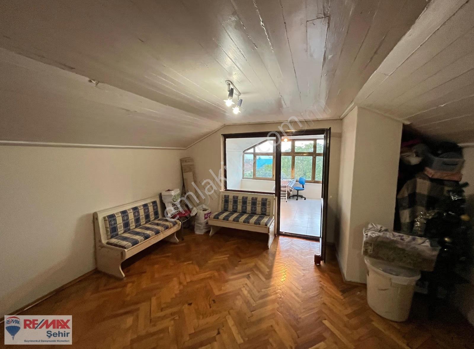 Re/max Şehir'den Yalova Merkez'de Satılık Villa - Görsel 11
