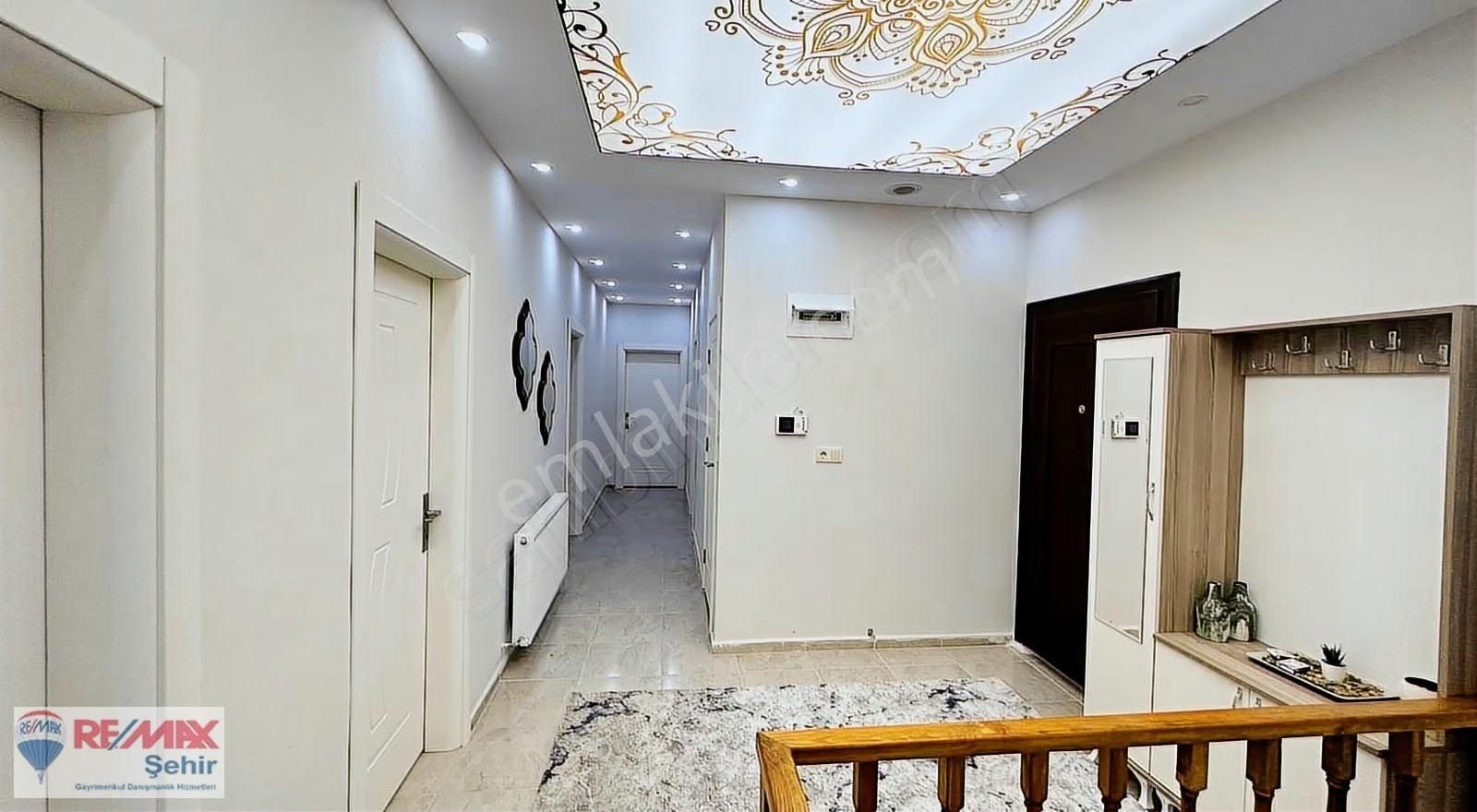 Remax Yalova Satılık Lüks 2 Daire (özel Dubleks) - Görsel 4