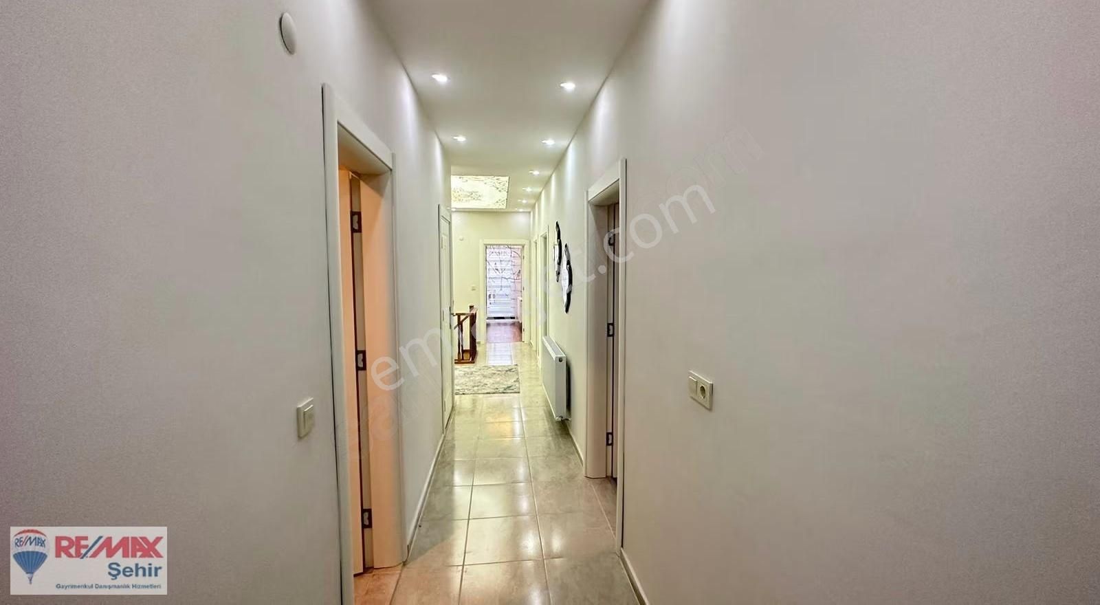 Remax Yalova Satılık Lüks 2 Daire (özel Dubleks) - Görsel 28