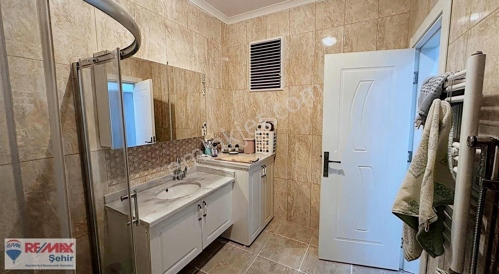 Remax Yalova Satılık Lüks 2 Daire (özel Dubleks) - Görsel 26