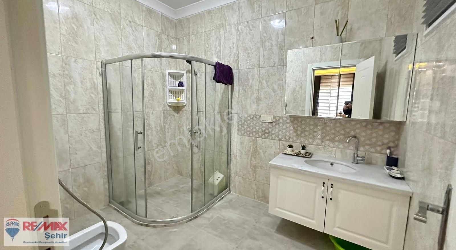 Remax Yalova Satılık Lüks 2 Daire (özel Dubleks) - Görsel 6