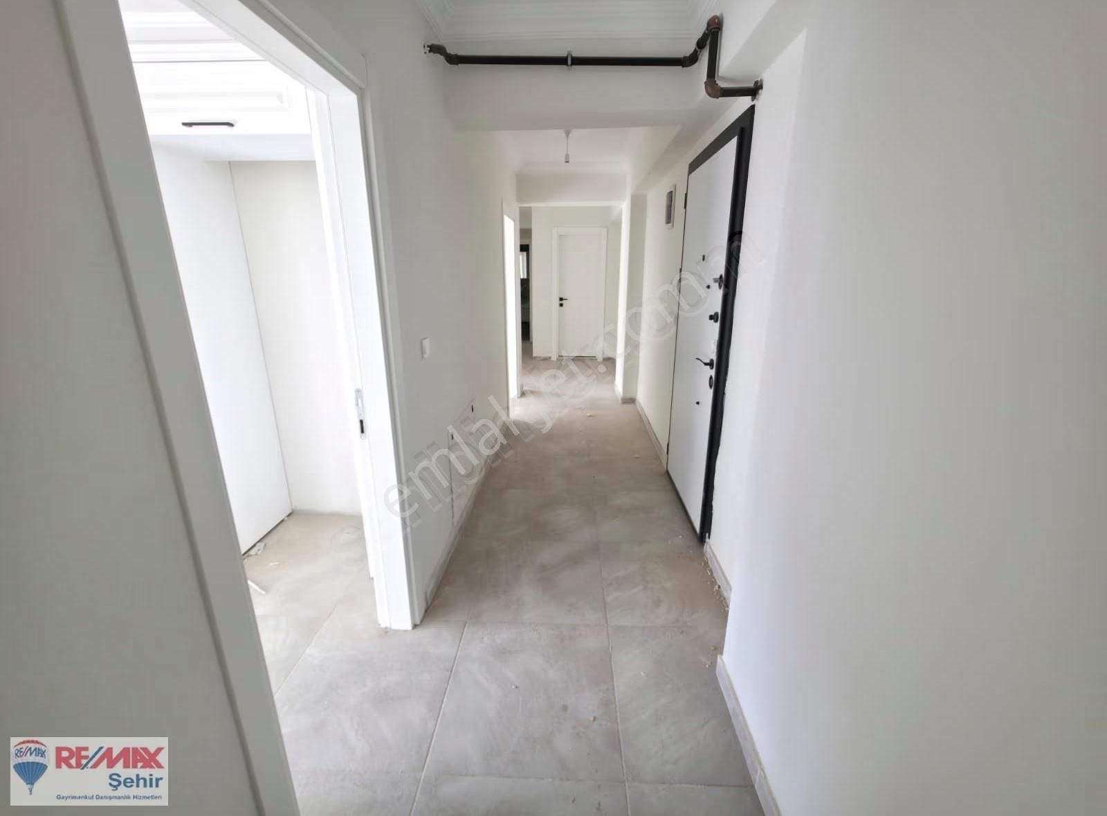 Yalova Altınova Hürriyet Mah. Merkezi Lokasyon 3+1 Kiralık Daire - Görsel 8