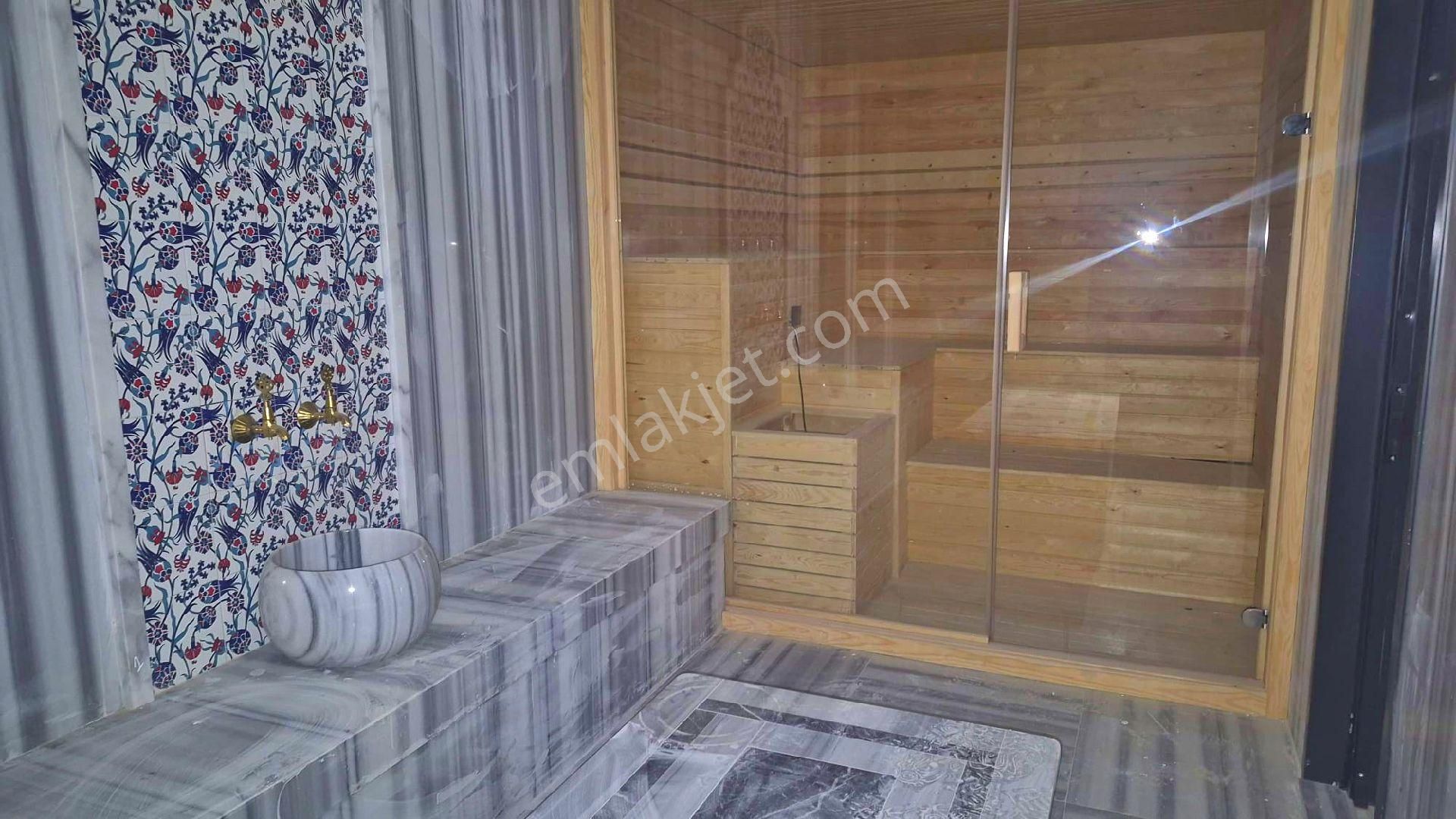 Kuşadası Merkezde Özel Havuzlu Tek Müstakil Bahçeli Sıfır Villa - Görsel 13