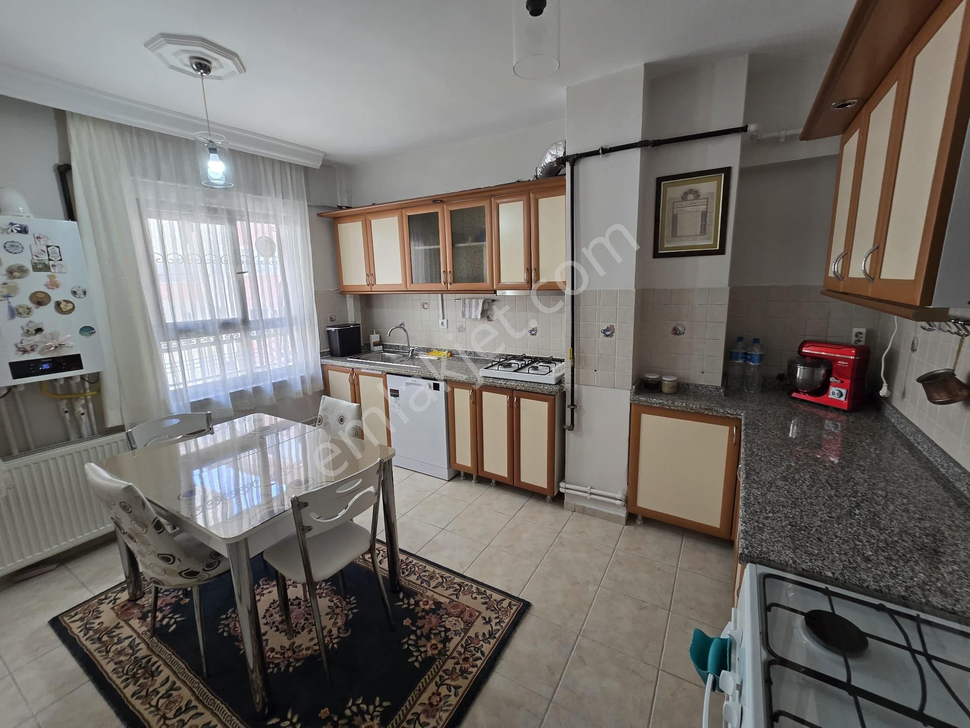 Atanora Vadiden Trt Panora Yakını Asansörlü 2 Banyolu Ara Kat 3+1 - Görsel 3