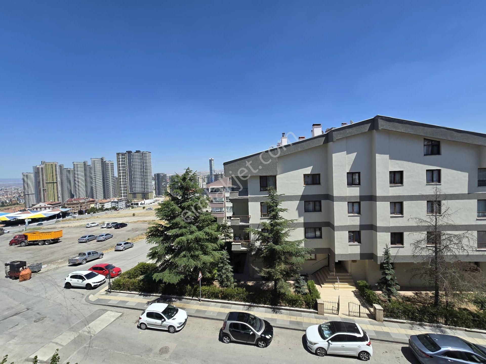 Atanora Vadiden Trt Panora Yakını Asansörlü 2 Banyolu Ara Kat 3+1 - Görsel 6