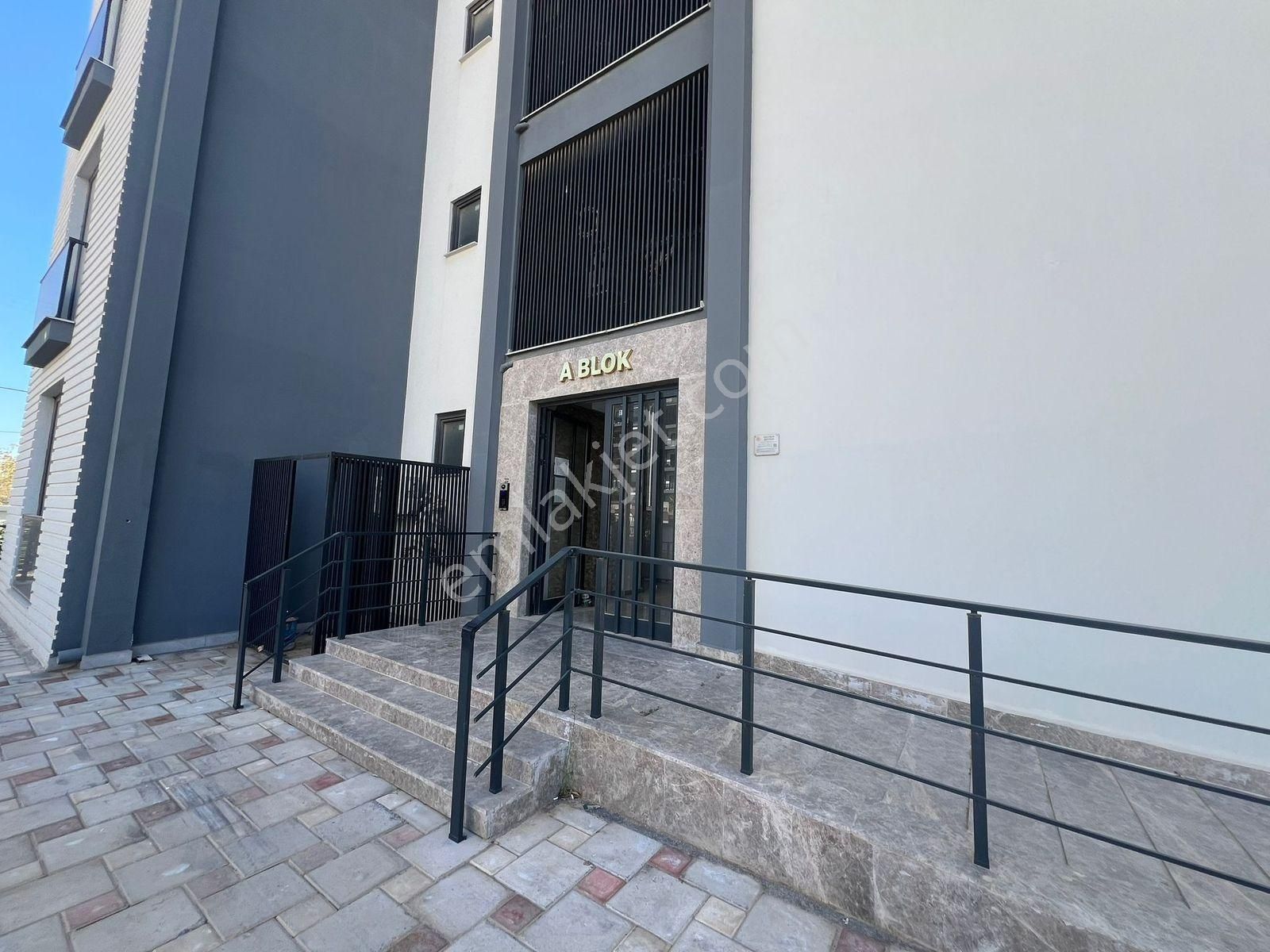 Altıntaş'ta Ara Katta Kiralık 1+1 Daire - Görsel 9