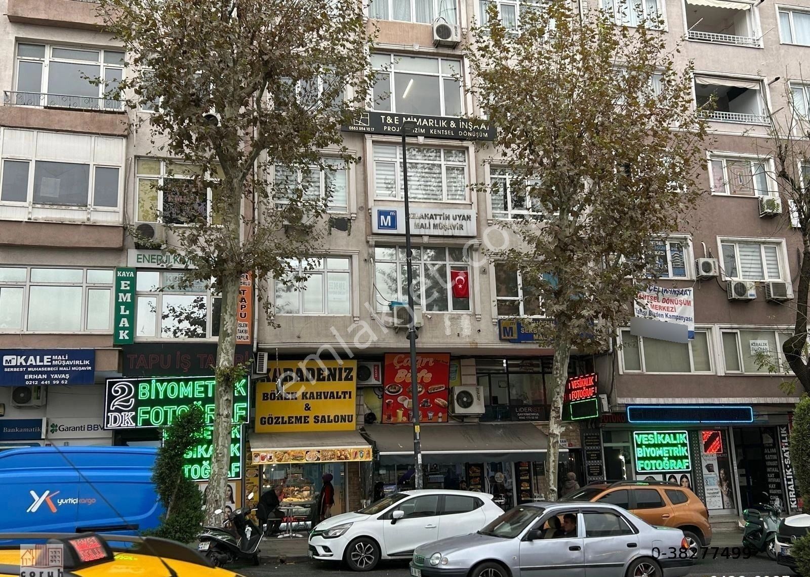 B.evler Belediyesi Ve Kaymakamlık Karşısı 2+1 1.kt Satılık Daire - Görsel 3