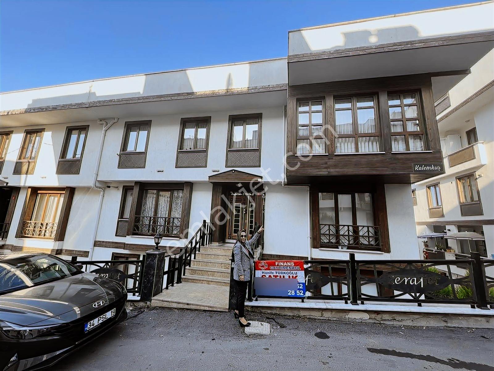 Çekmeköy Safranbolu Evleri 5+2 Satılık Dubleks Daire Acil