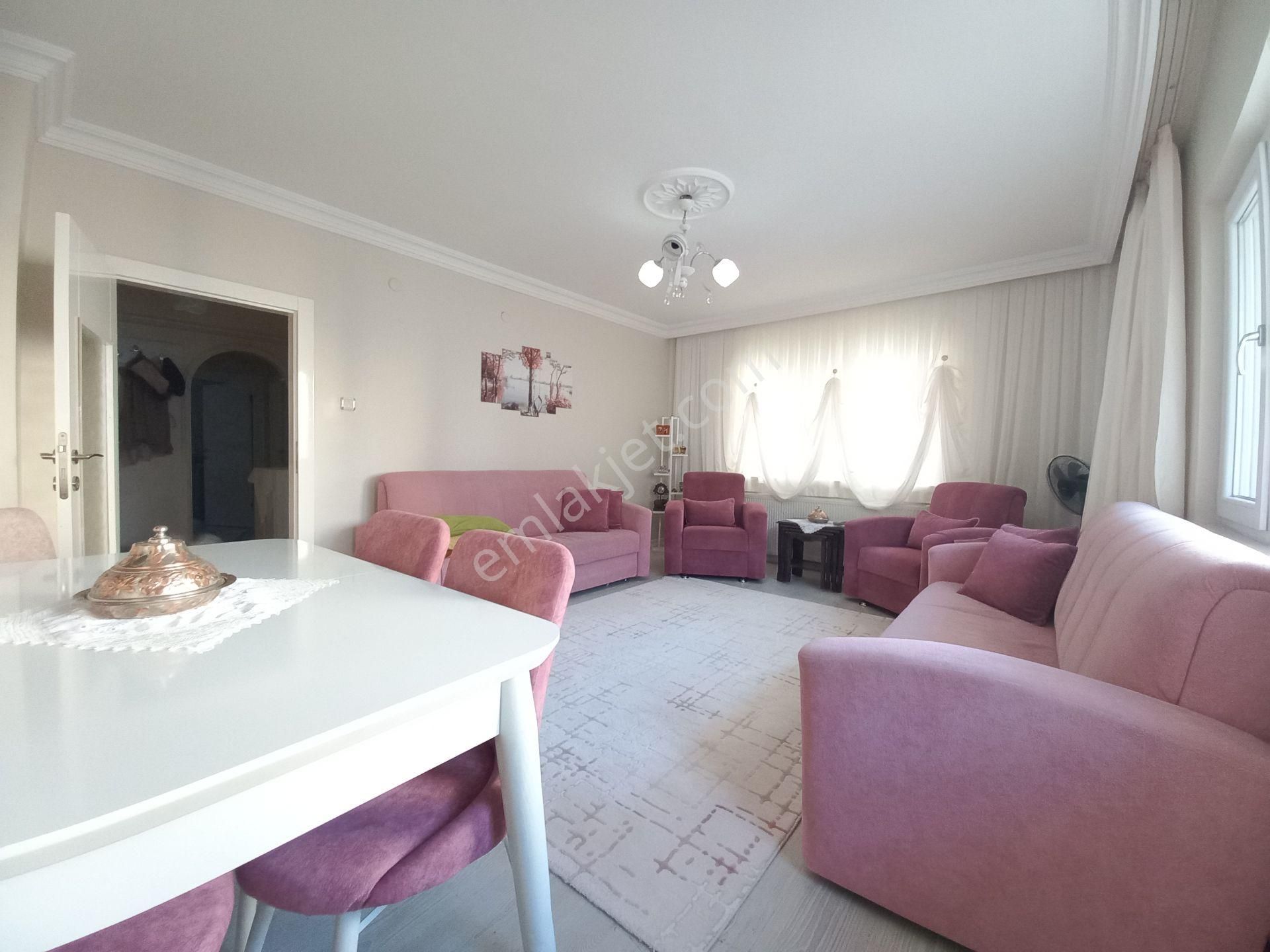 Pursaklar Mehmet Zengin Emlak'tan Merkez Mah. Yapılı Masrafsız 2.kat 2+1 Daire