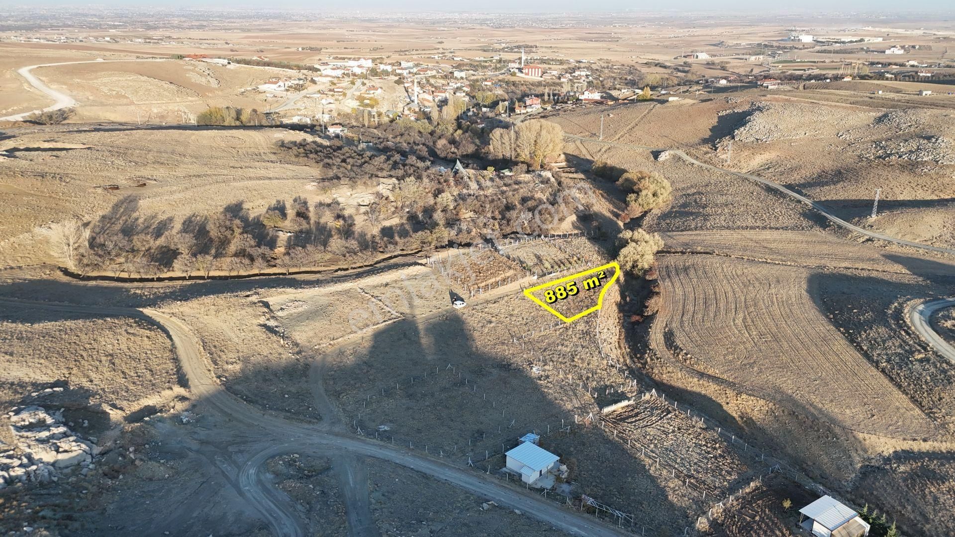 Meram Pamukçu Da 885 M² Bahçe Yapmaya Ve Yatırıma Uygun Tarla..! - Görsel 3