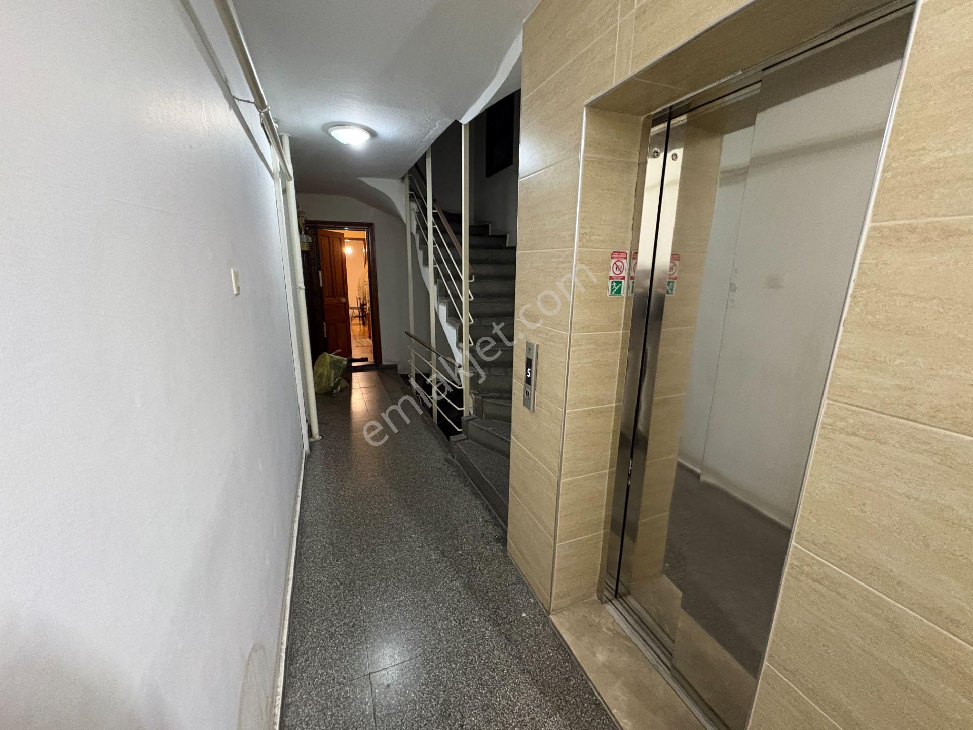 Ege Üni Hastanesi Karşısı Satılık 3+1 Daire - Görsel 25