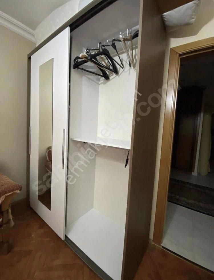 Ev Arkadaşı Balgat Bayan Yanına Bayan - Görsel 12