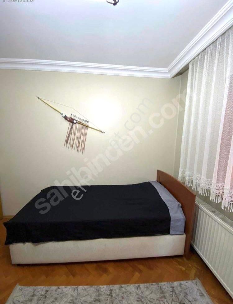 Ev Arkadaşı Balgat Bayan Yanına Bayan - Görsel 3