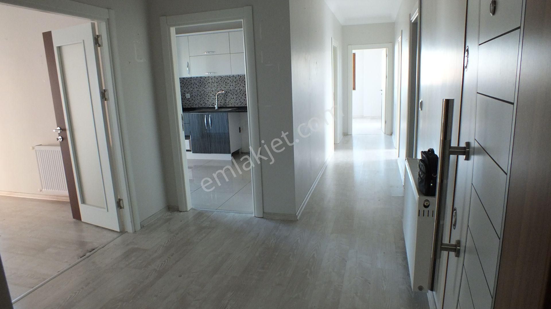 Çukurçayır Şehri Kristal Kiralık 3+1 165m2 3. Kat Daire - Görsel 3