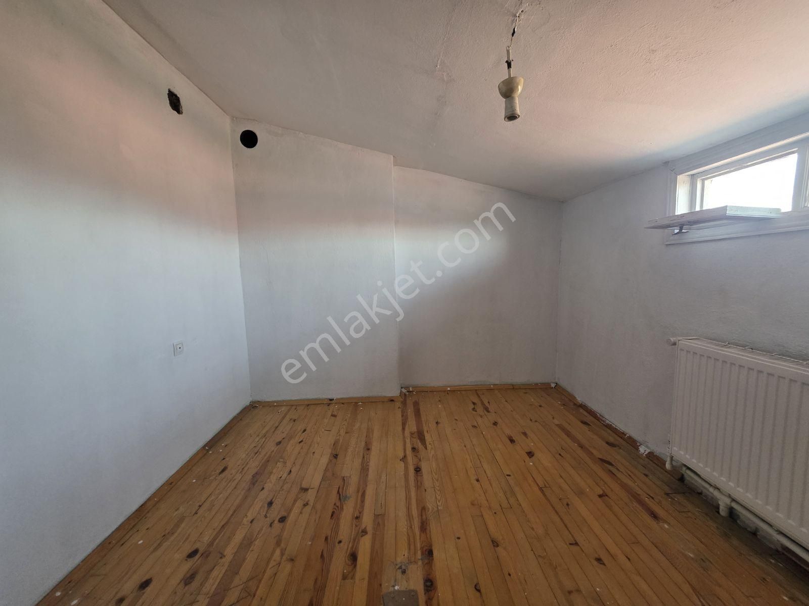 13 Bin Tl Kiracılı Yalıtımlı Asansörlü 2+1 Geniş Çatı Katı - Görsel 31