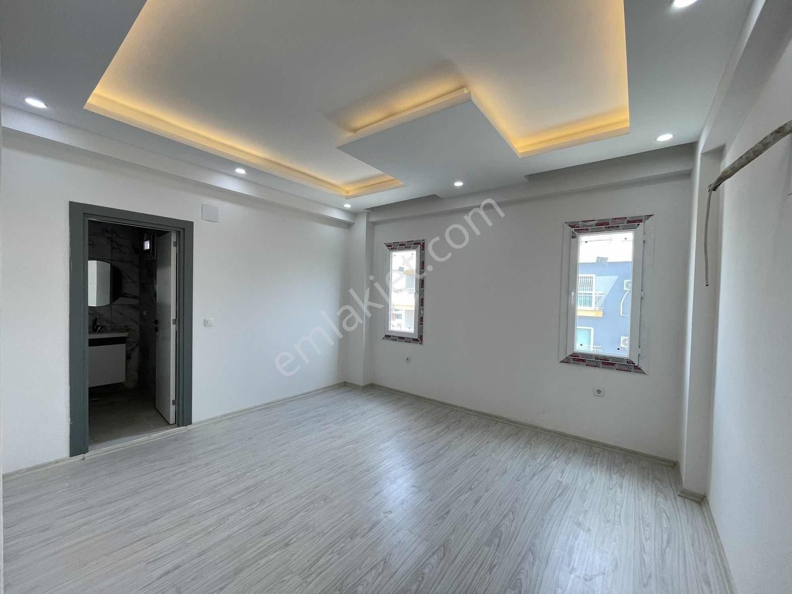 Noyan'dan İncirlik Liseyanı 2+1 Ara Kat Lüx Nezihsite Otoparklı - Görsel 7