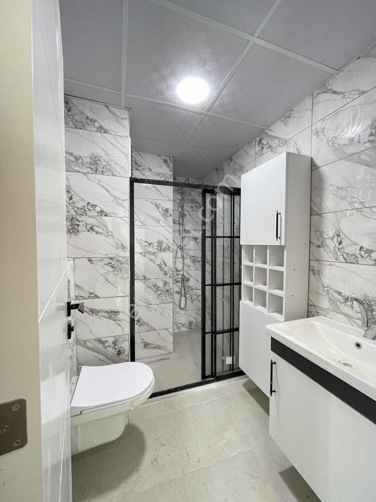 Noyan'dan İncirlik Liseyanı 2+1 Ara Kat Lüx Nezihsite Otoparklı - Görsel 20