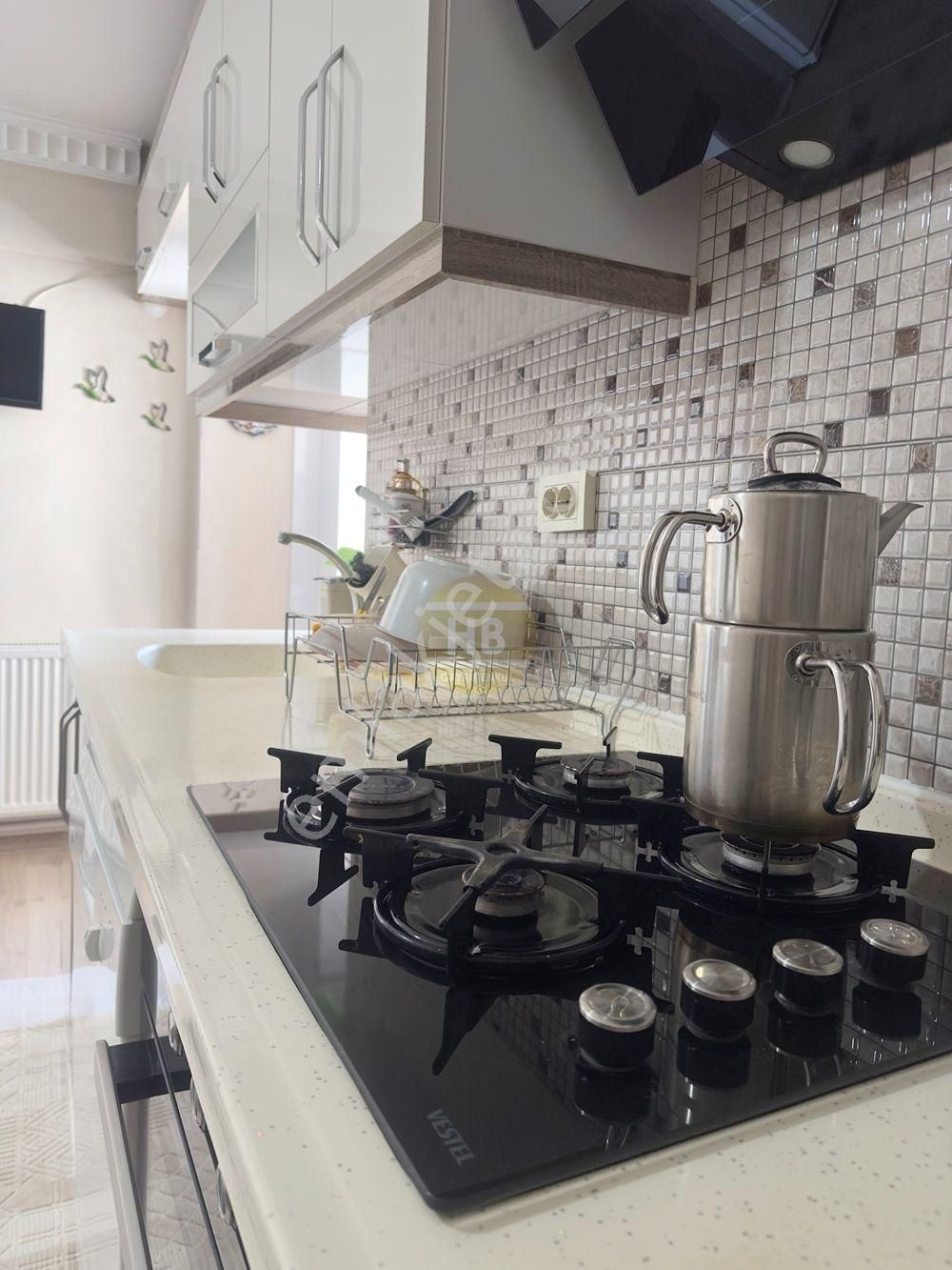 Hb'den 3+1 Satılık Daire, Merkezi Konumda, Üç Cephe, Doğalgazlı - Görsel 10