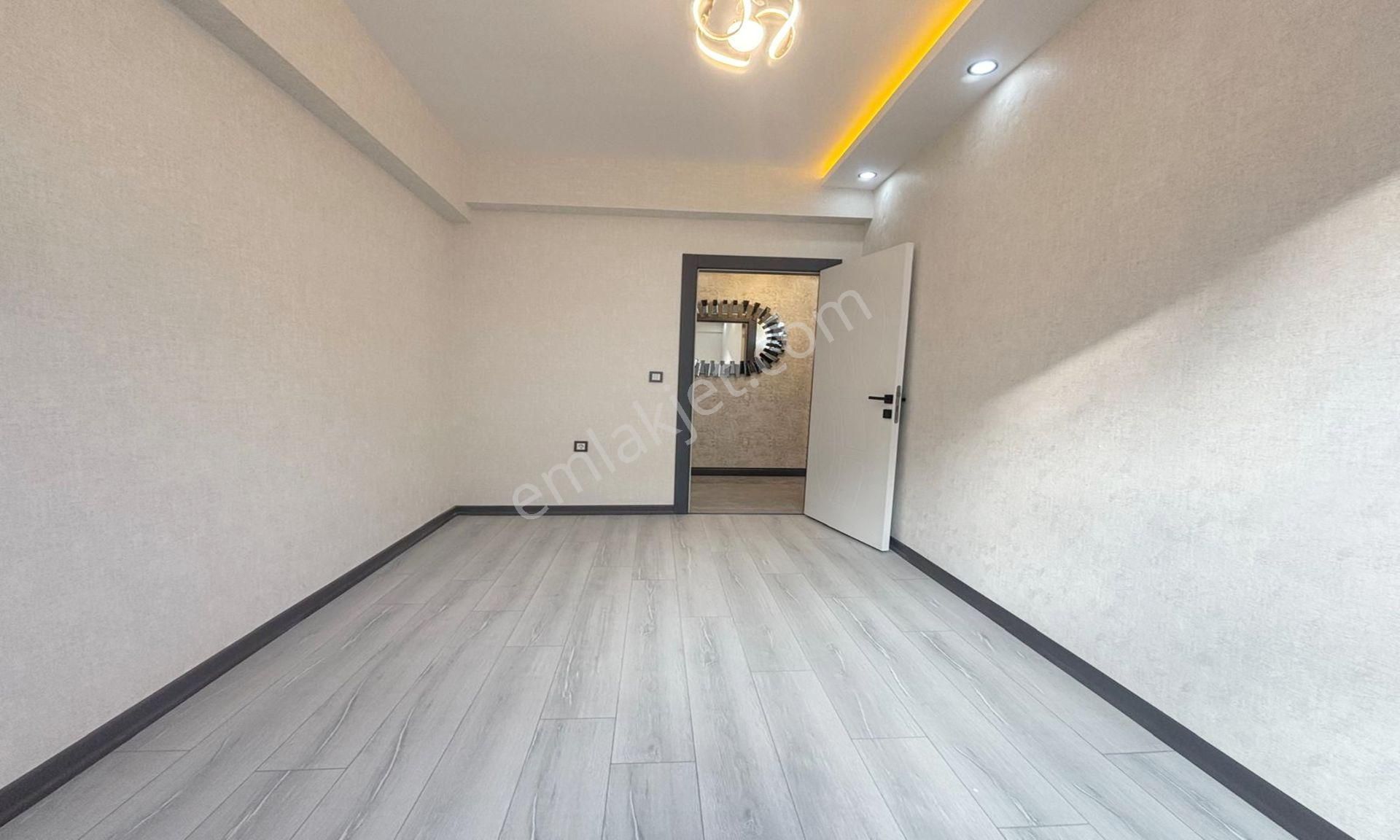 Bulvar'dan Karakaya Mahallesin'de Full Yapılı Satılık 3+1 Dair - Görsel 16