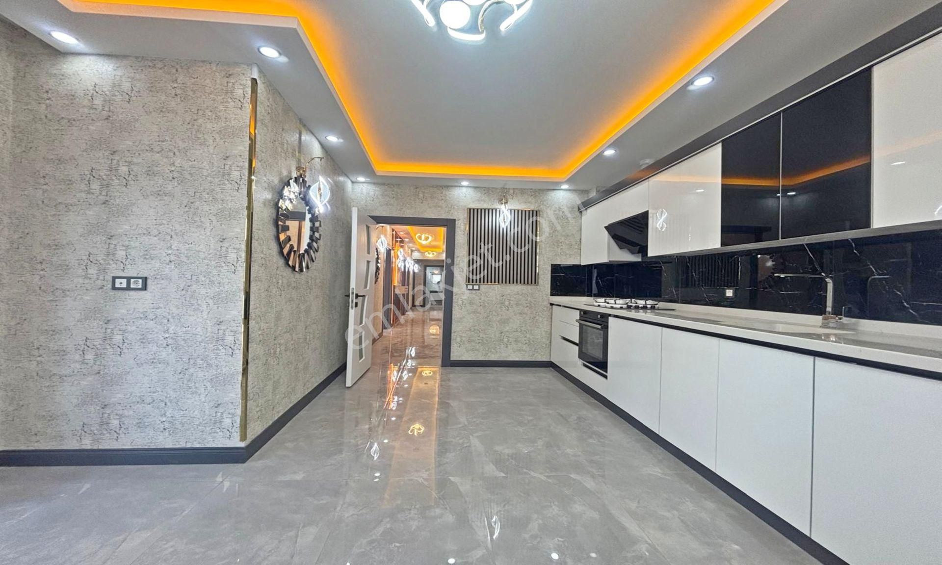 Bulvar'dan Karakaya Mahallesin'de Full Yapılı Satılık 3+1 Dair - Görsel 32