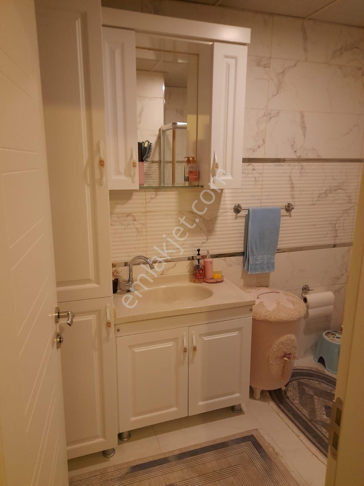 Karatay Çimenlikte Masrafsız Satılık Hesaplı 3+1 - Görsel 8