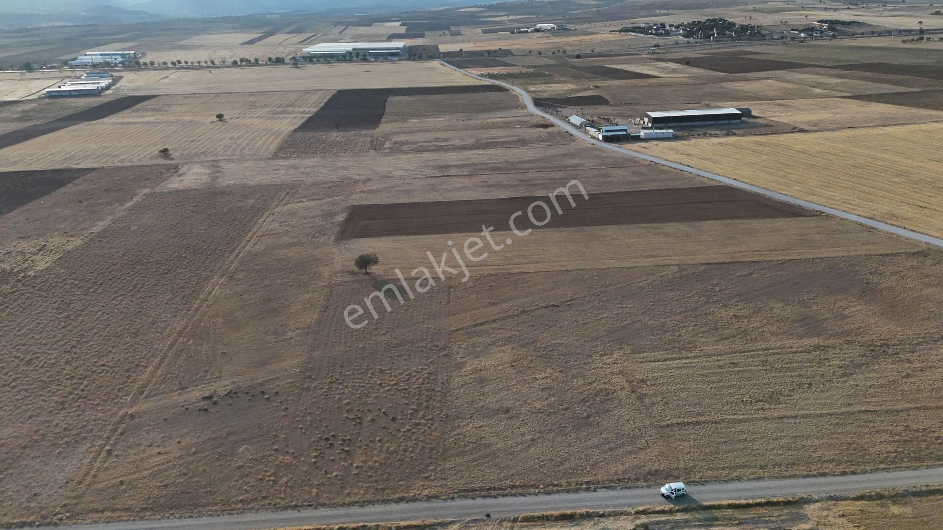 Konya / Meram / Hatunsaray Mahallesinde 3.890 M² Müstakil Tapulu Tarla - Görsel 3
