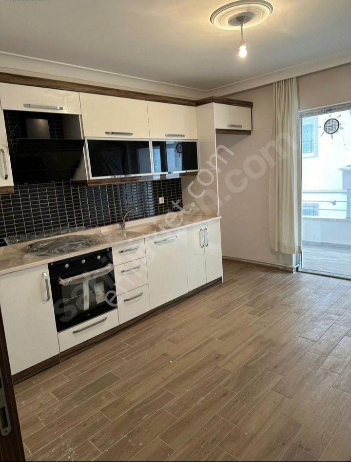 Sincan Yenikentte Satılık 3+1 Sıfır Daire Katta Uygun Fırsat