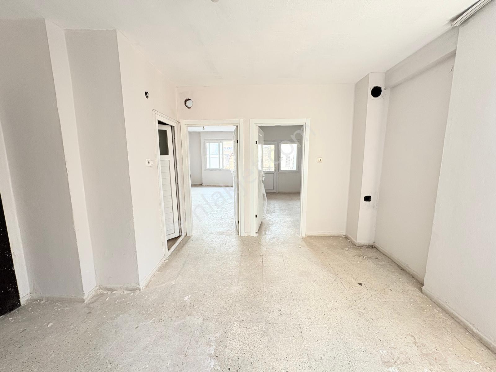 Prestij'den Çankaya'da Çarşı Merkez'de Ayrı Mutfak 2+1 Daire - Görsel 3