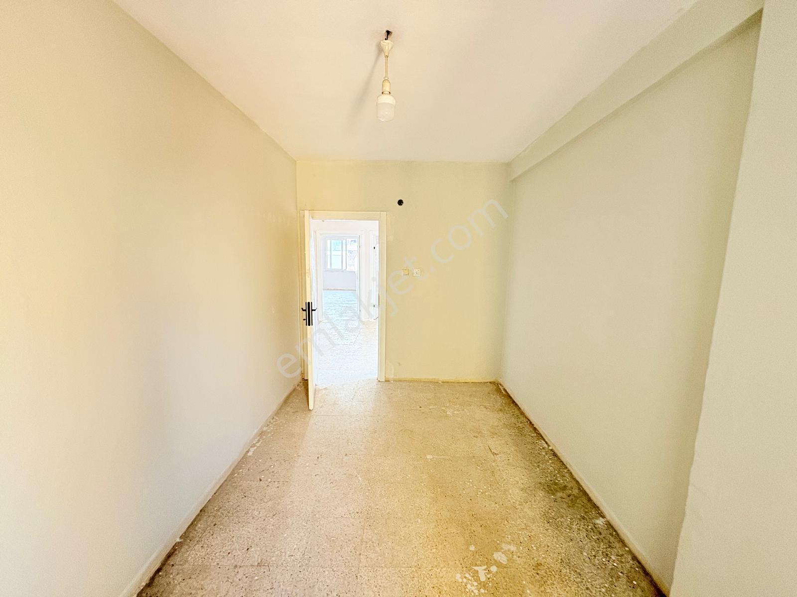 Prestij'den Çankaya'da Çarşı Merkez'de Ayrı Mutfak 2+1 Daire - Görsel 6