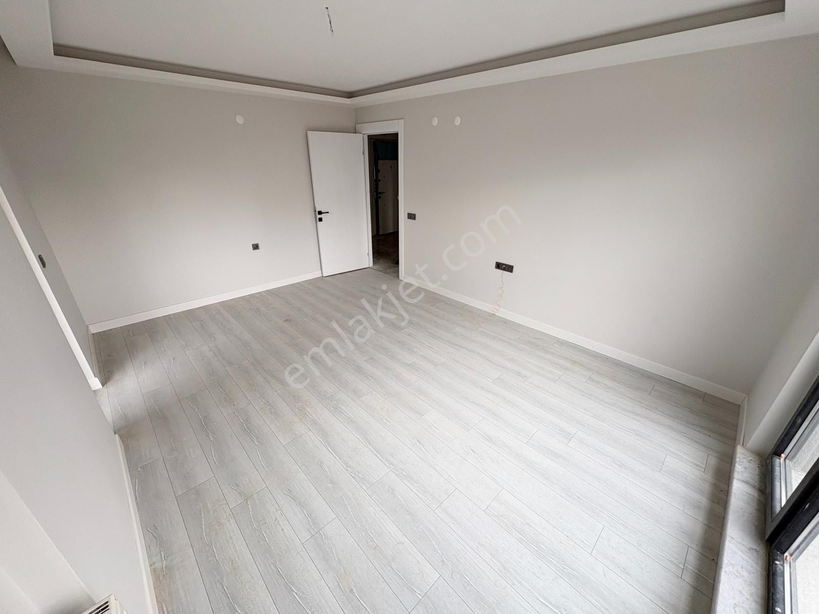 2+1 Sıfır Oturuma Hazır Etlik Merkezde Asansörlü İskanlı Fırsat - Görsel 12