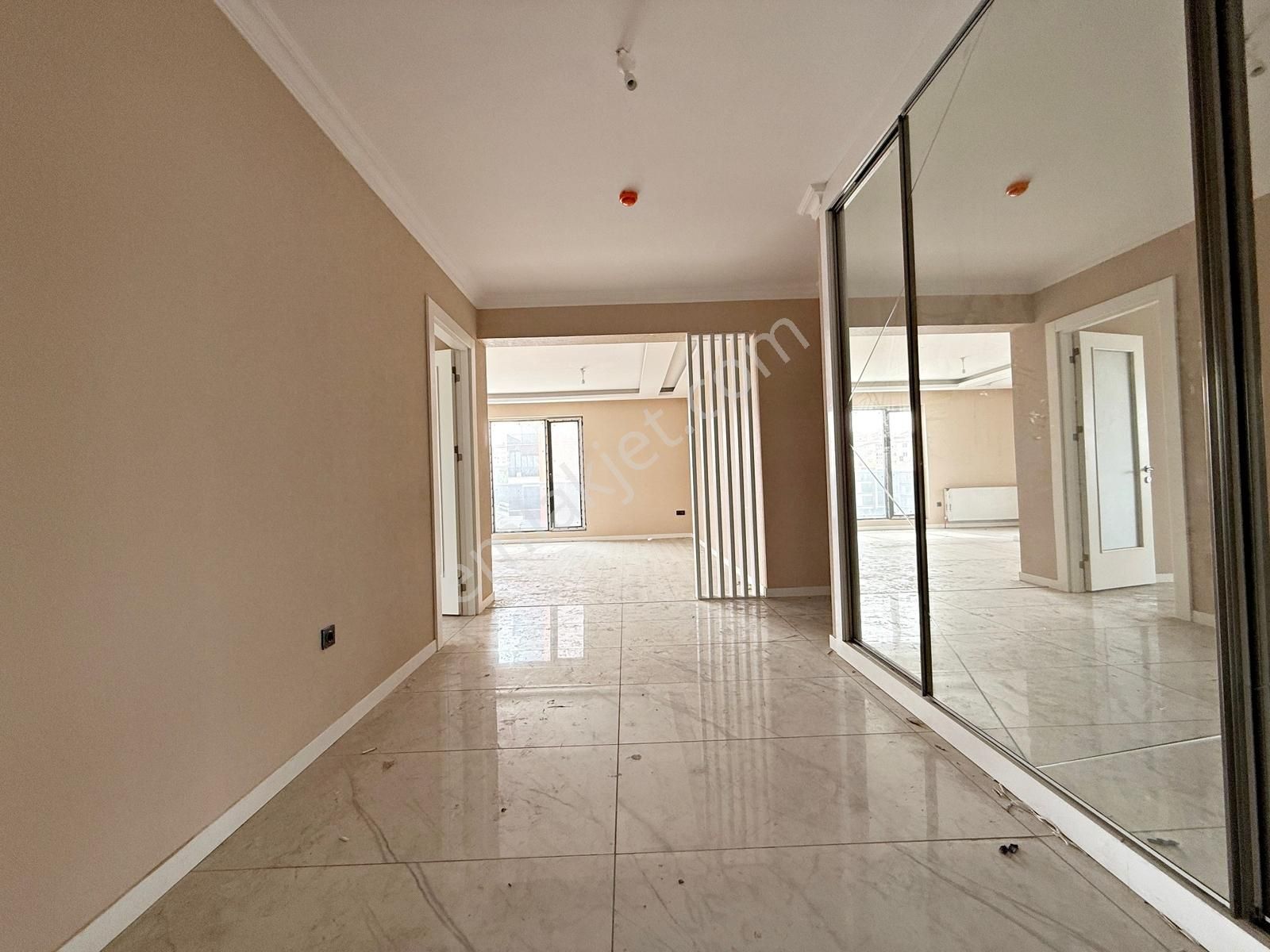 4+1 3.kat Site İçi Geniş Oturum Bulvar Paraleli Kapalı Otopark - Görsel 13