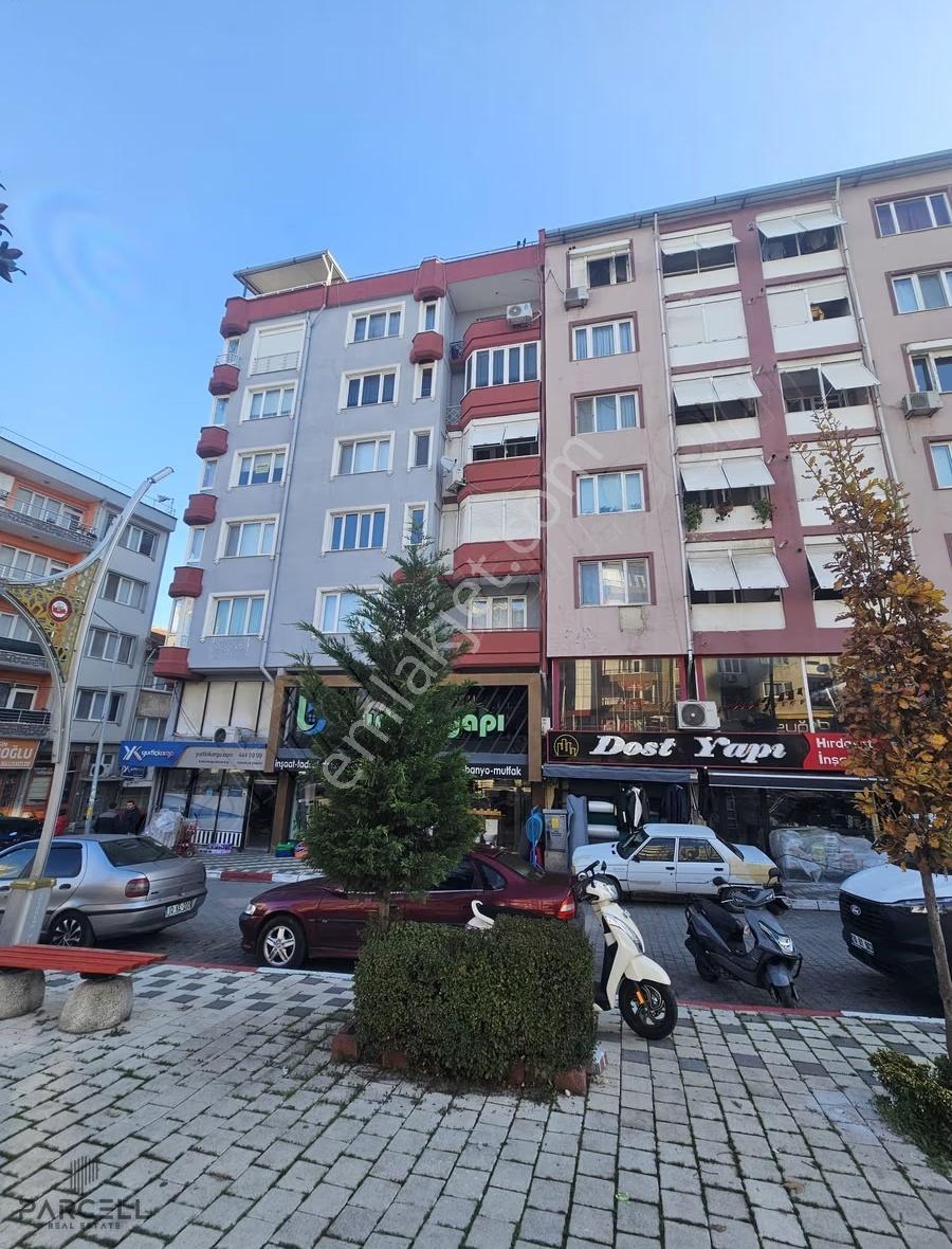 Balıkesir Susurluk Çarşı Merkezde Yenilenmiş Satılık 3+1 Daire - Görsel 13