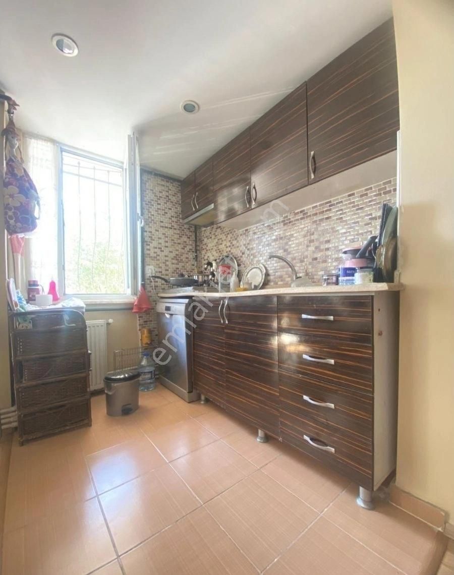 Avcılar Cihangir"de 2+1 70 M2 Satılık Yüksek Giriş Daire. - Görsel 9