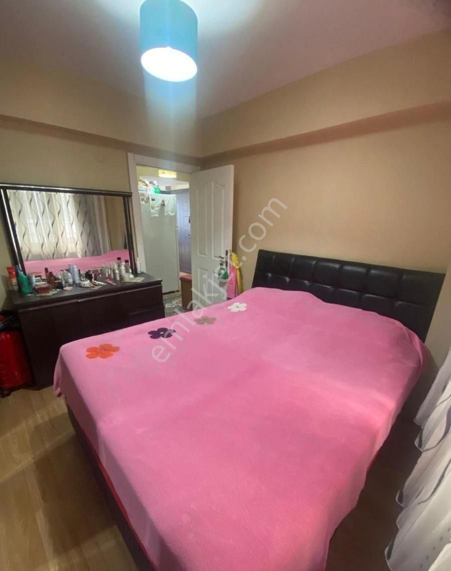 Avcılar Cihangir"de 2+1 70 M2 Satılık Yüksek Giriş Daire. - Görsel 5