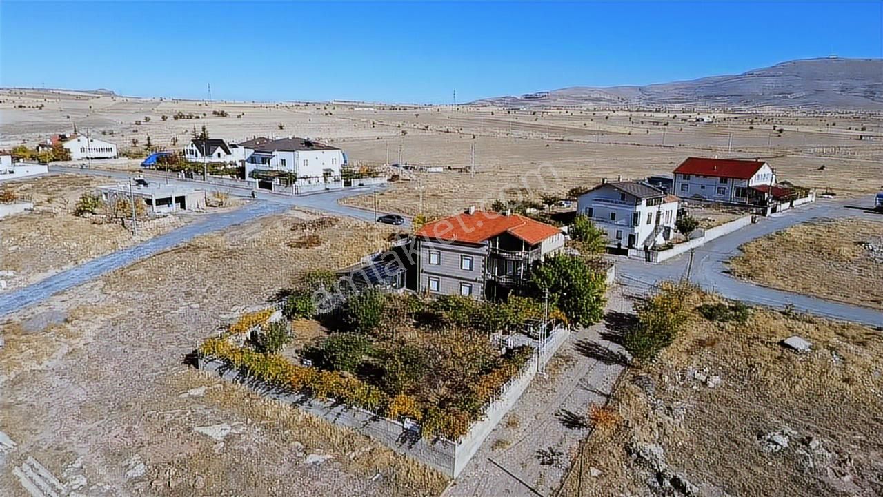 Ağırnas'da Satılık Tripleks Villa