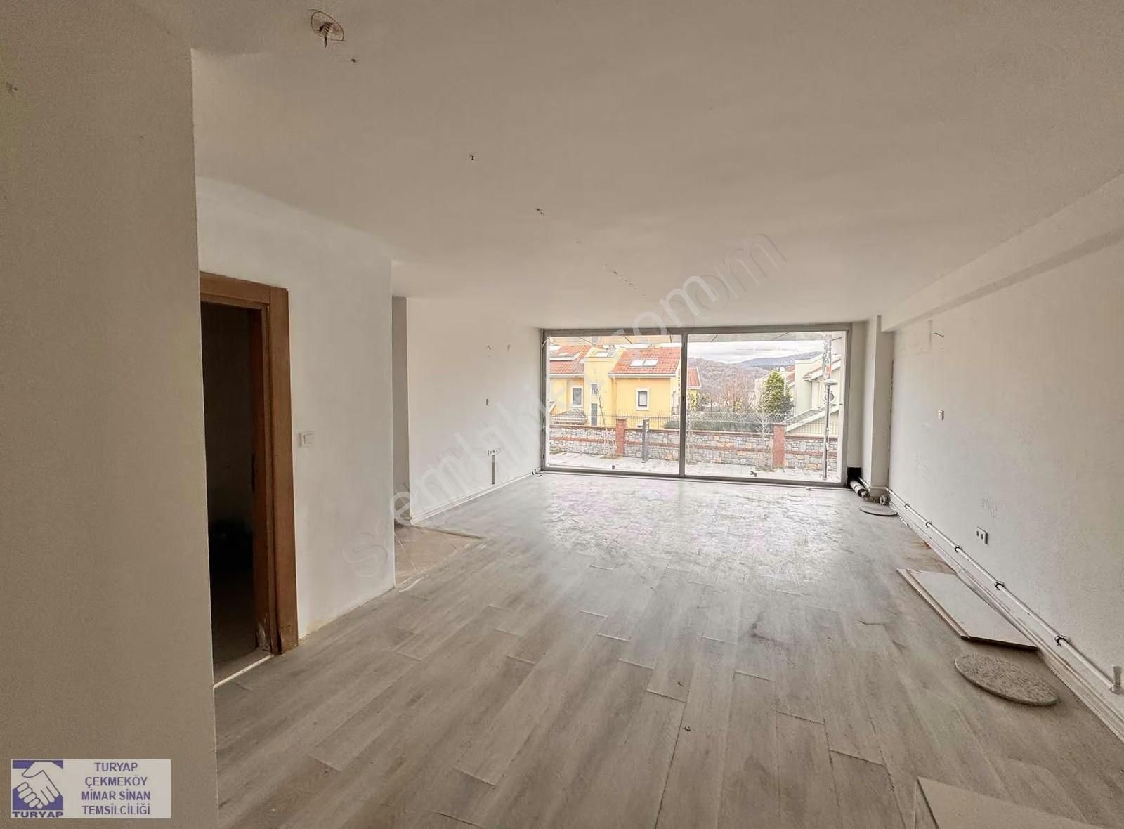 Çekmeköy Mimar Sinan Caddesinde Tabela Değerli 160 M2 Dükkan - Görsel 6