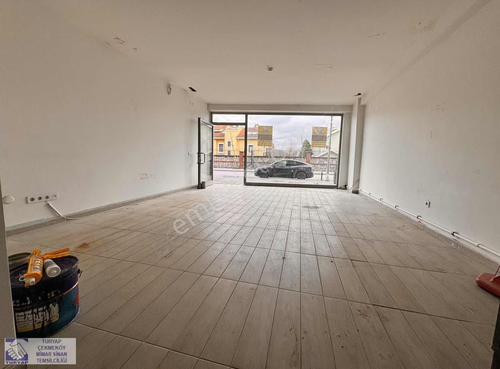 Çekmeköy Mimar Sinan Caddesinde Tabela Değerli 160 M2 Dükkan - Görsel 16
