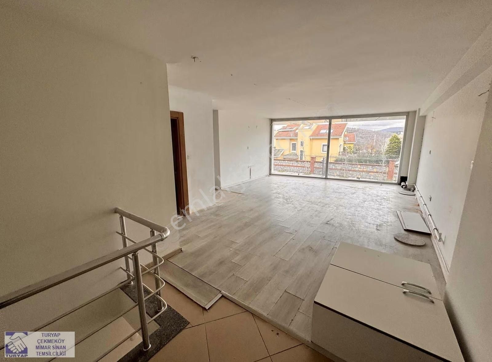 Çekmeköy Mimar Sinan Caddesinde Tabela Değerli 160 M2 Dükkan - Görsel 28