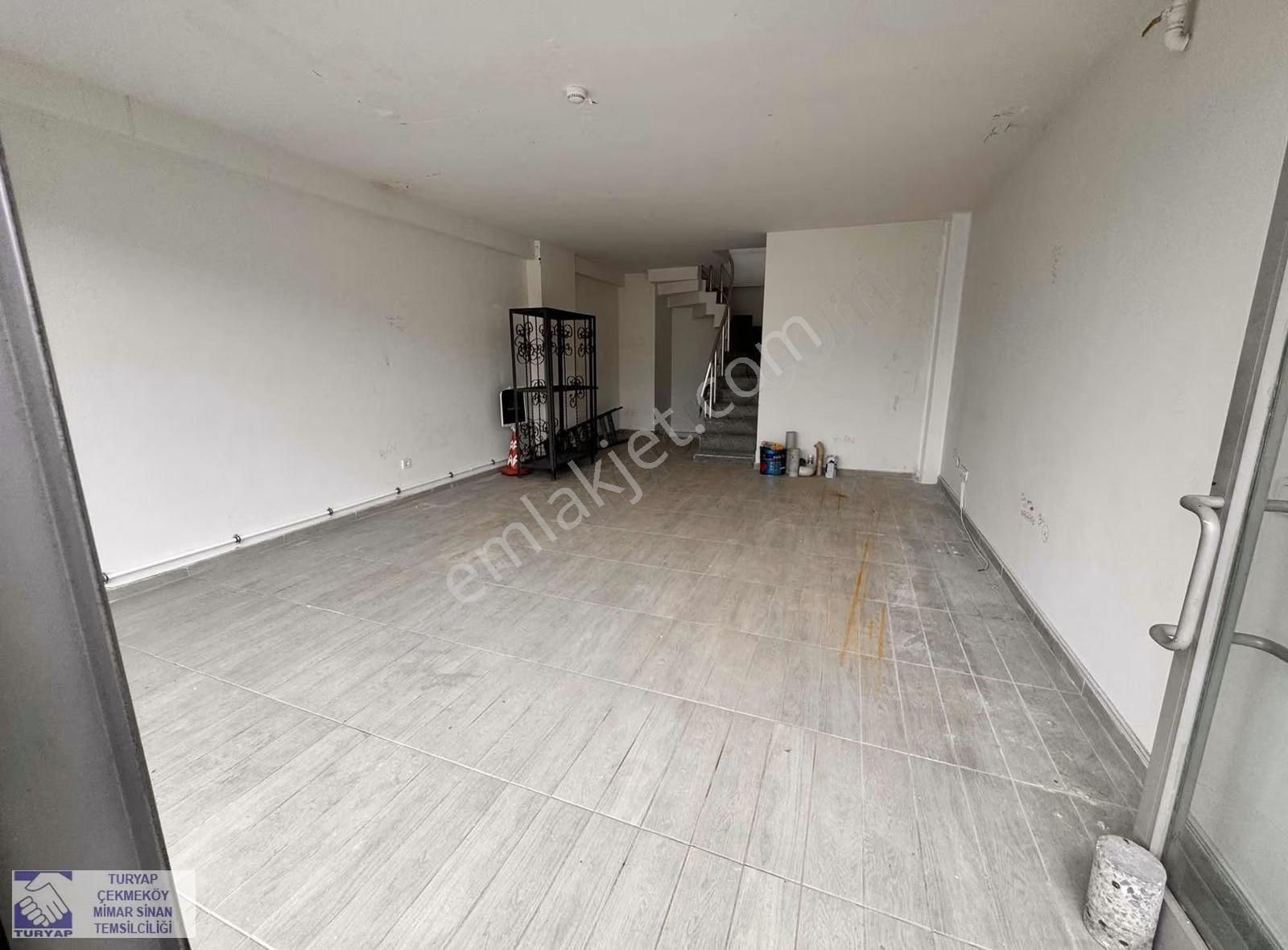 Çekmeköy Mimar Sinan Caddesinde Tabela Değerli 160 M2 Dükkan - Görsel 26