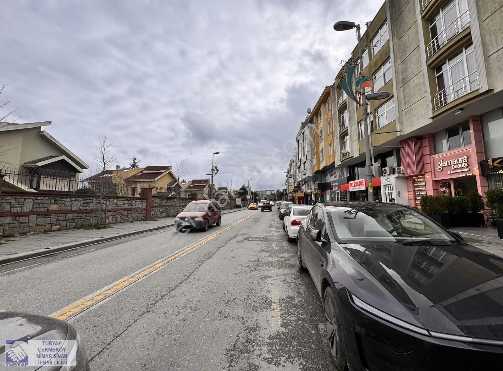 Çekmeköy Mimar Sinan Caddesinde Tabela Değerli 160 M2 Dükkan - Görsel 23