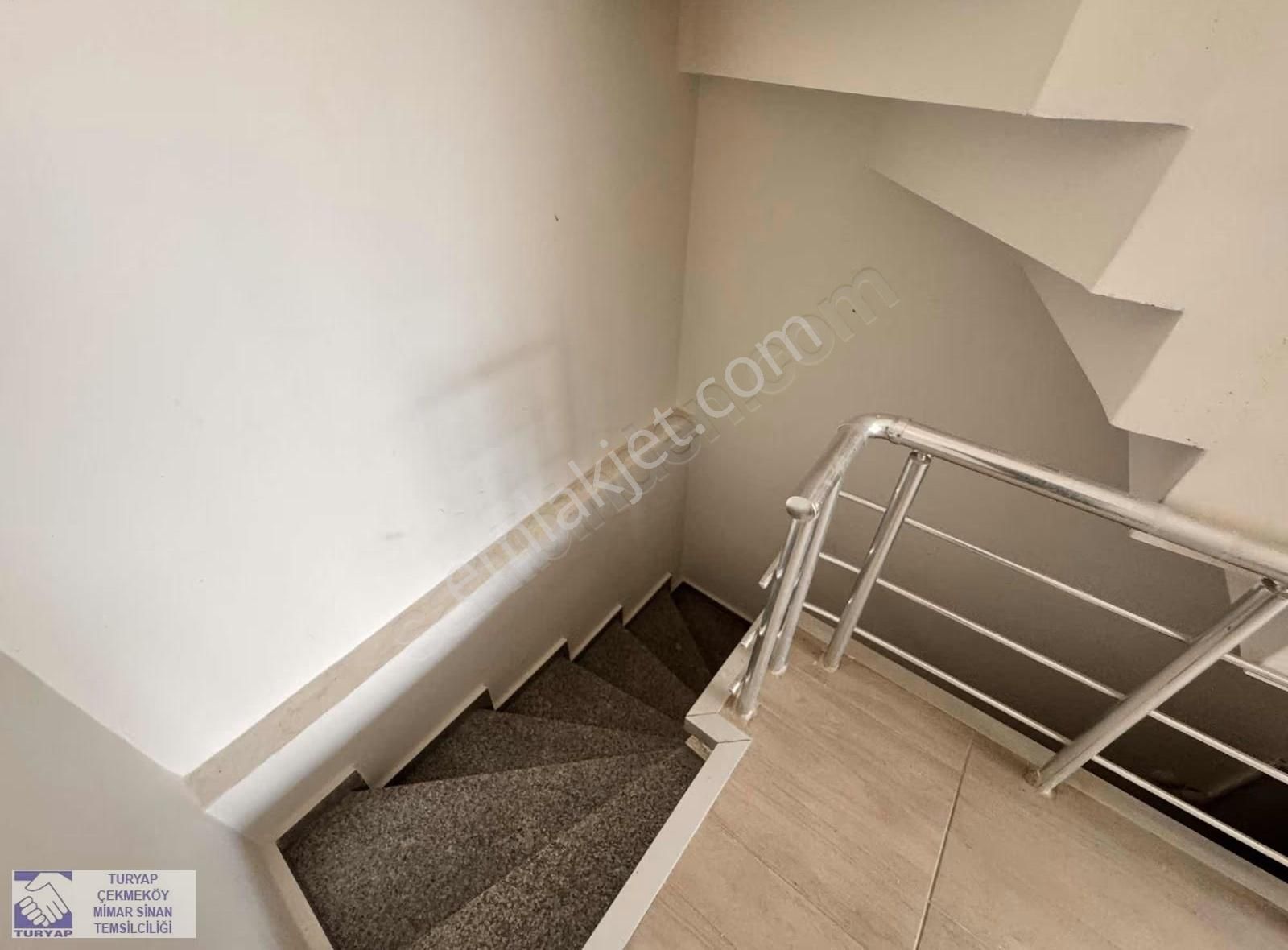 Çekmeköy Mimar Sinan Caddesinde Tabela Değerli 160 M2 Dükkan - Görsel 18