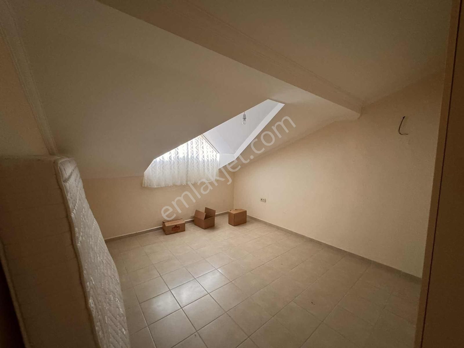 Taşyakada Kiralık 4+1 Boş Daire - Görsel 23