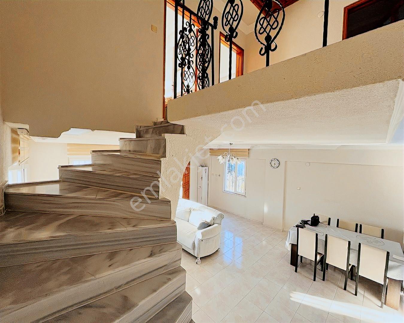 Yalova Fıstıklı'da Satılık Deniz Manzaralı Müstakil Villa - Görsel 26