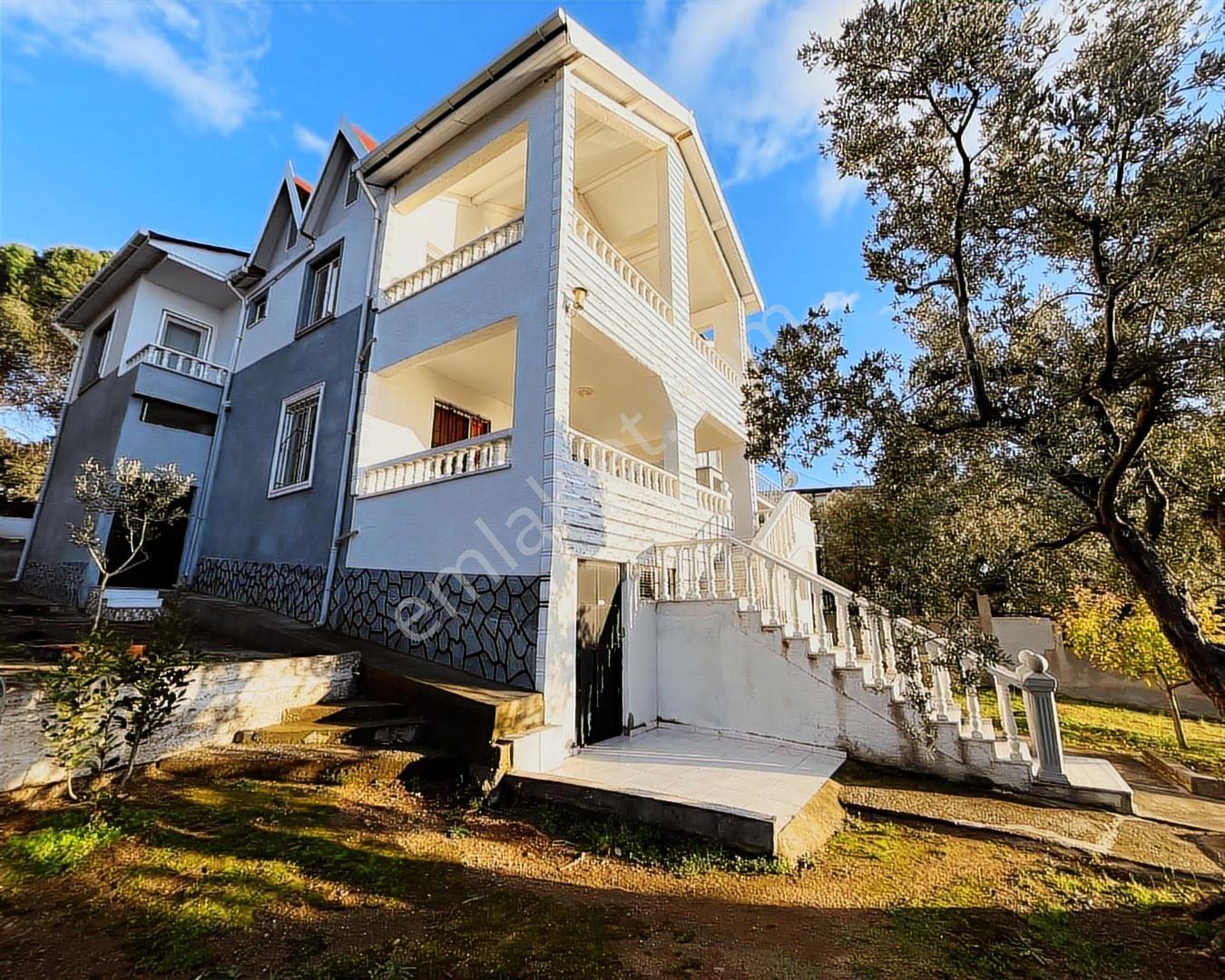 Yalova Fıstıklı'da Satılık Deniz Manzaralı Müstakil Villa - Görsel 16