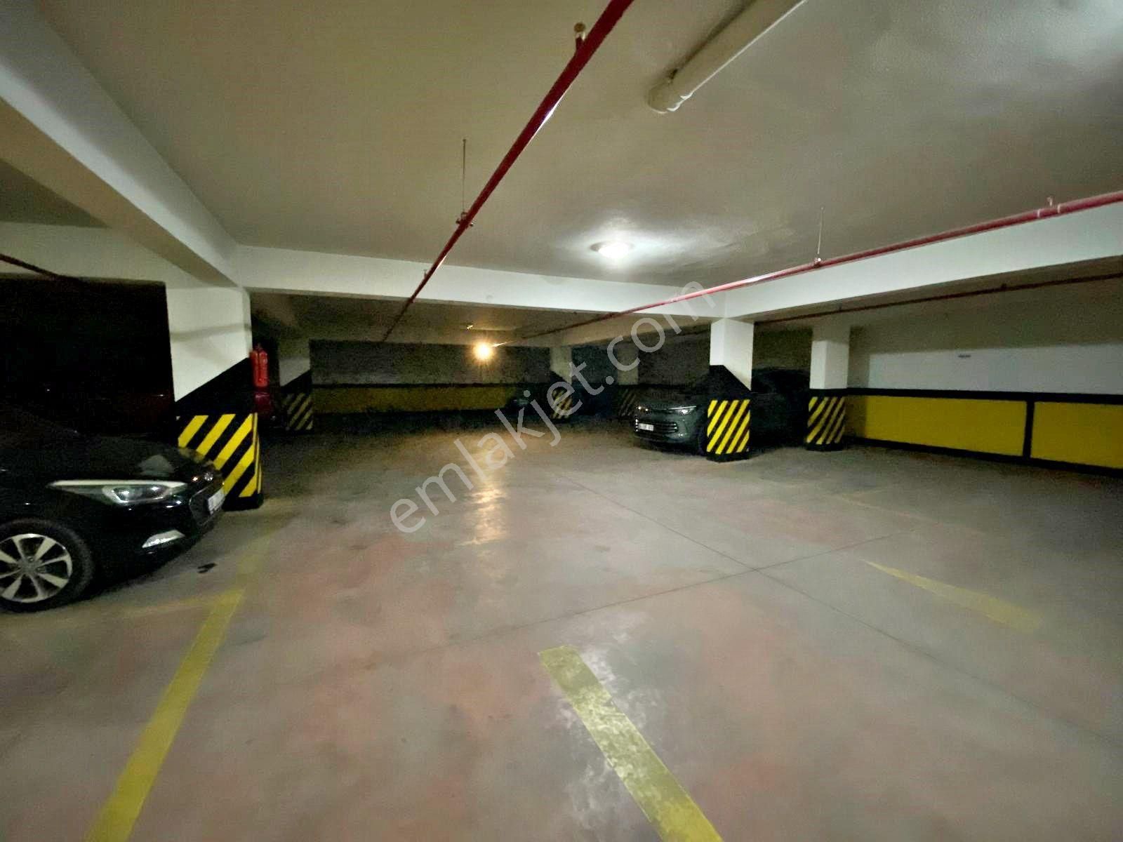 Gold Emlaktan Hastane Yakını Geniş Odalı Ultra Lüks 2+1 Daire - Görsel 26