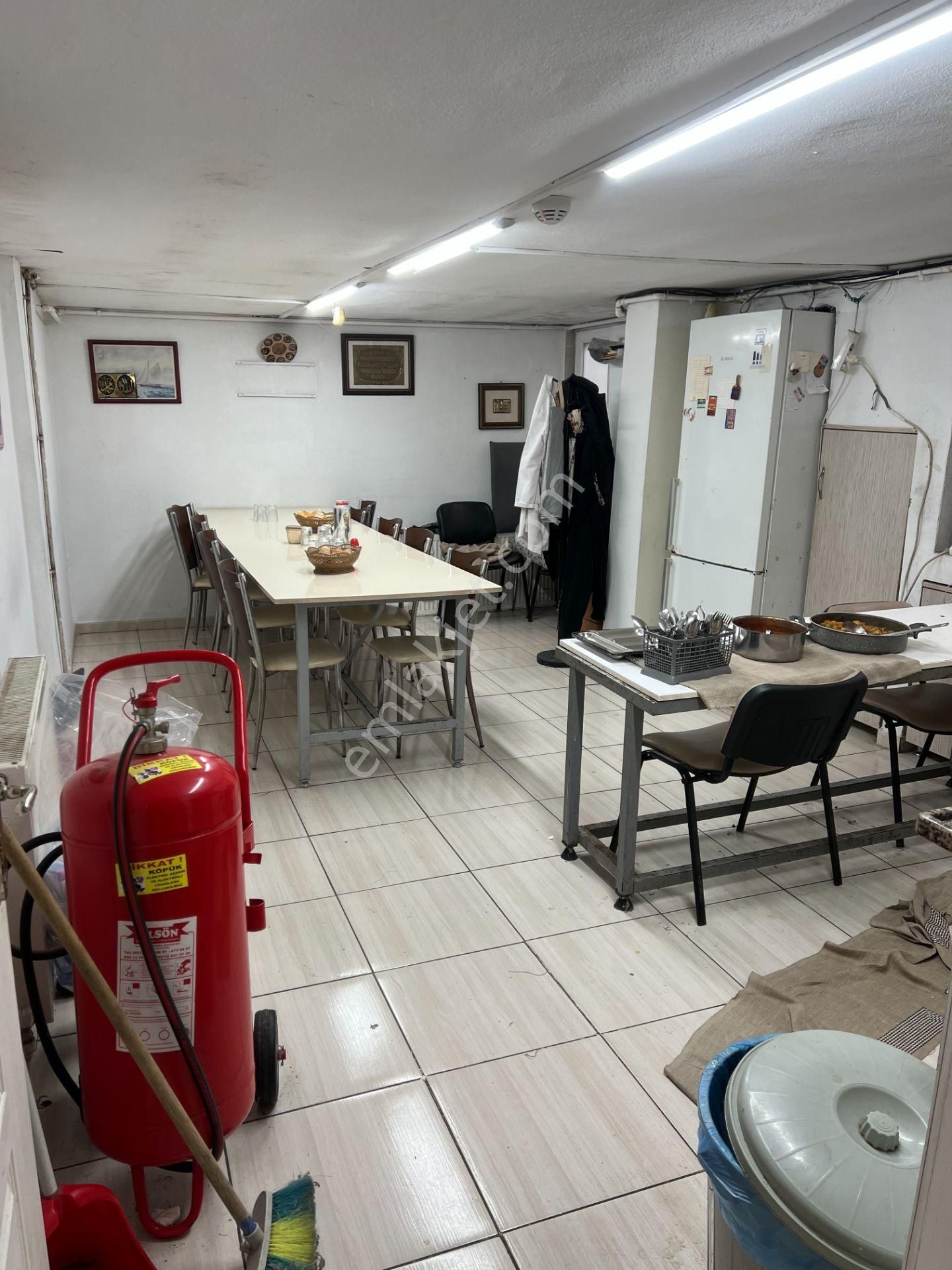 Tiyap Dan Bahçelievler Yenibosna Da Satılık 600m2 İş Yeri - Görsel 3