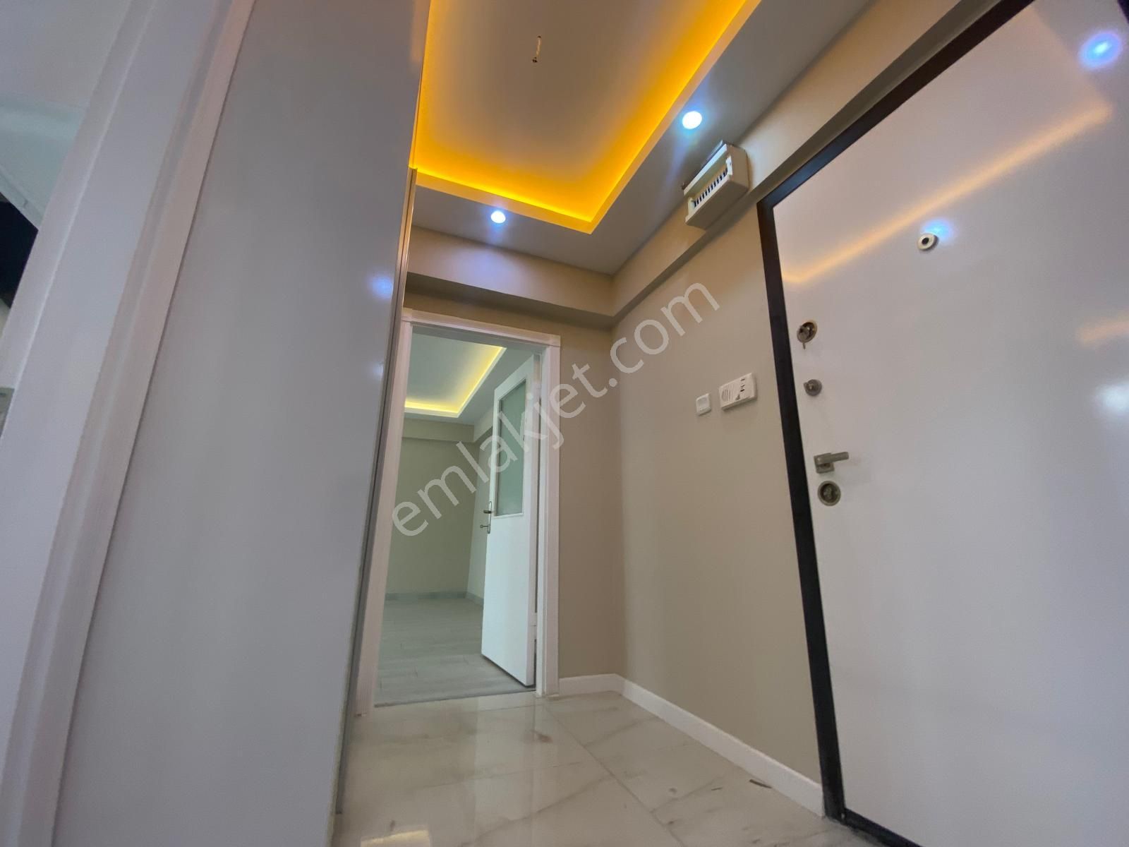 Koza Emlak'tan 30 Ağustos Mahallesin'de Ara Katta Lüks Yapılı Güney Cepheli 3+1 Satılık Daire - Görsel 32